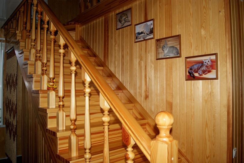 Деревянные балясины - фото красивых и оригинальных балясин для современных интерьеров!