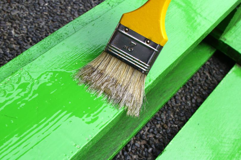 Краска для дерева - рейтинг лучших красок для наружных и внутренних работ. Советы по выбору и применению ЛКП для дерева